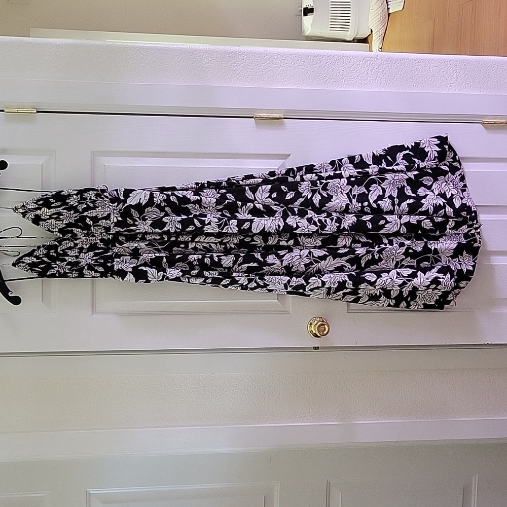 Lulus - Maxi Halter Dress - Black White Floral - Small